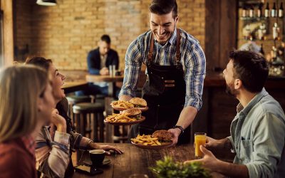 Como proporcionar uma boa experiência ao seu cliente em bares e restaurantes